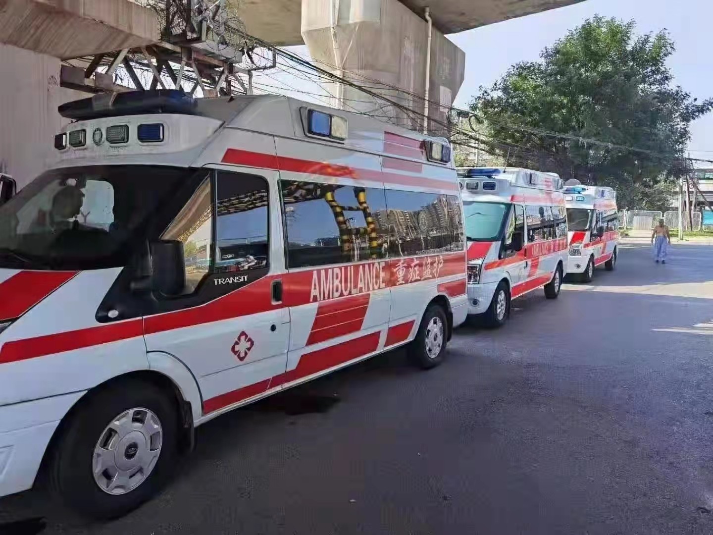 亚东县救护车出租